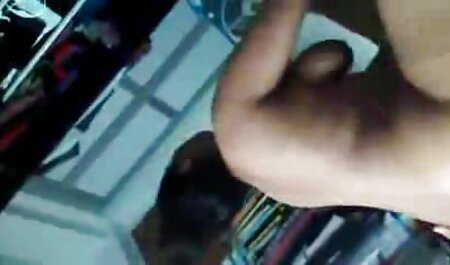 बहादुर कैमरे पर हस्तमैथुन और घर अश्लील सेक्सी ब्लू फिल्म फुल एचडी वीडियो में खेलता है